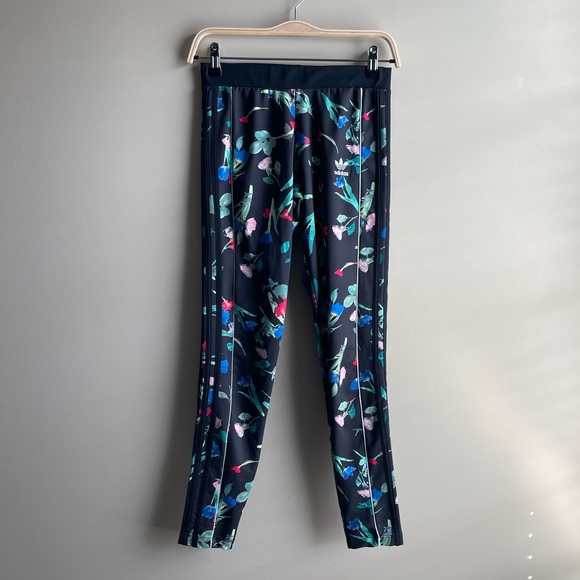 Adidas Floral Leggings - Picture 5 of 9